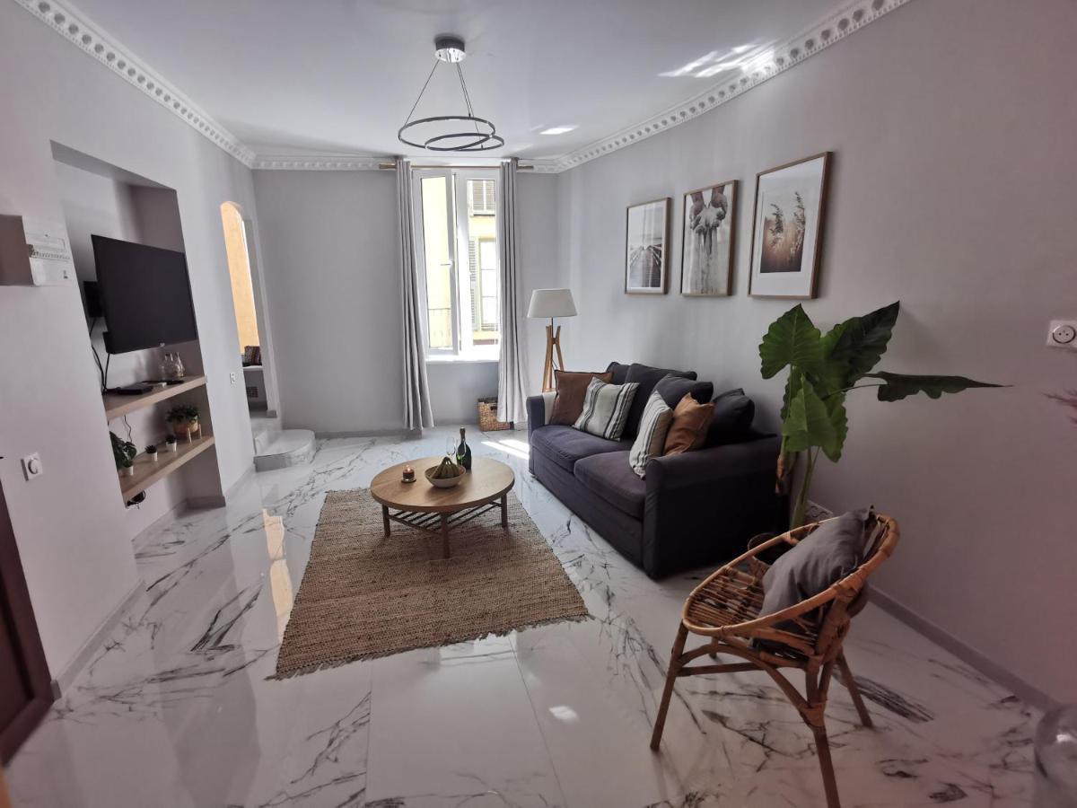 Appartement Proche Mer, Vieille Ville. Luxueux